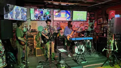 Open Jam Monday Hosted by the Tasty Treats
